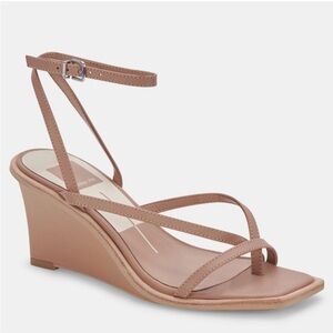 Dolce Vita Gemini Wedge Sandals New size 9
